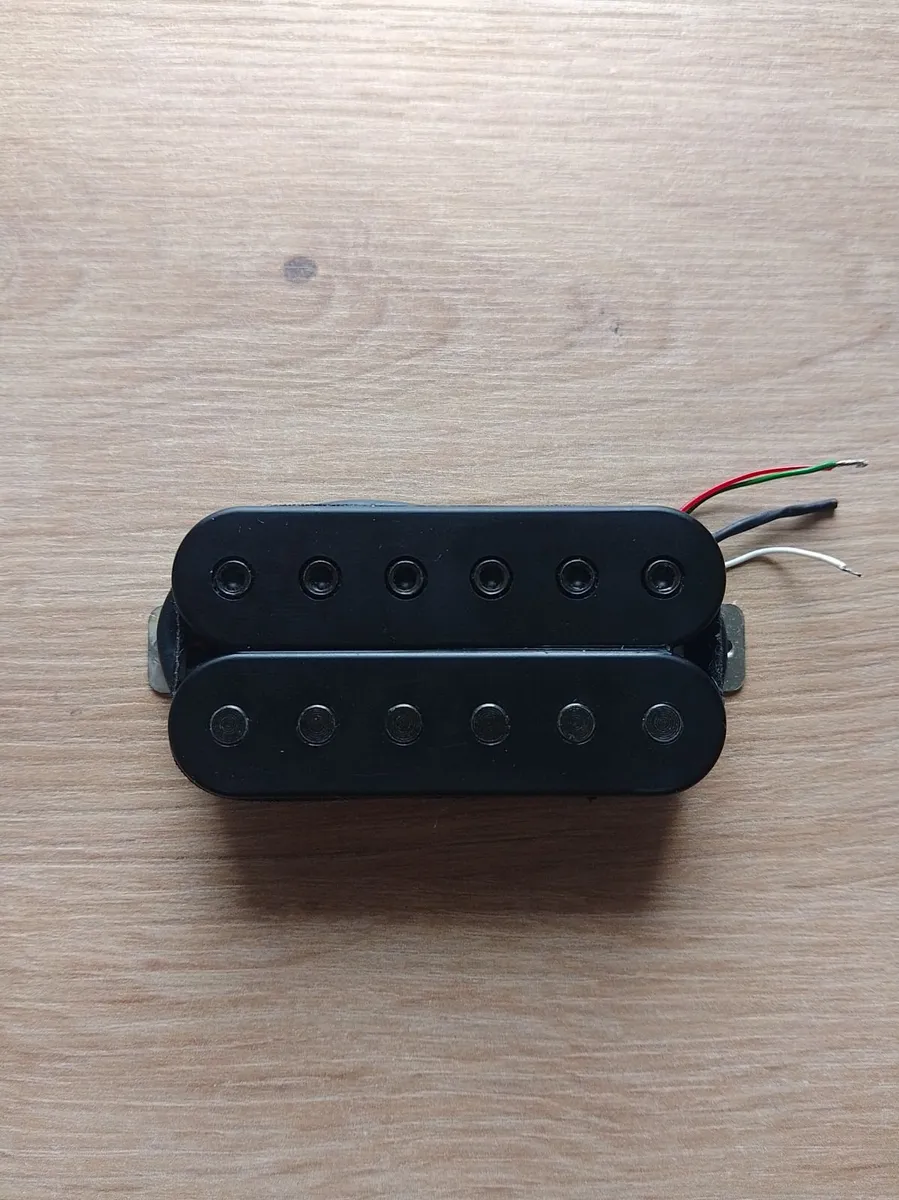 Ibanez v8 guitar pickup - Image 1