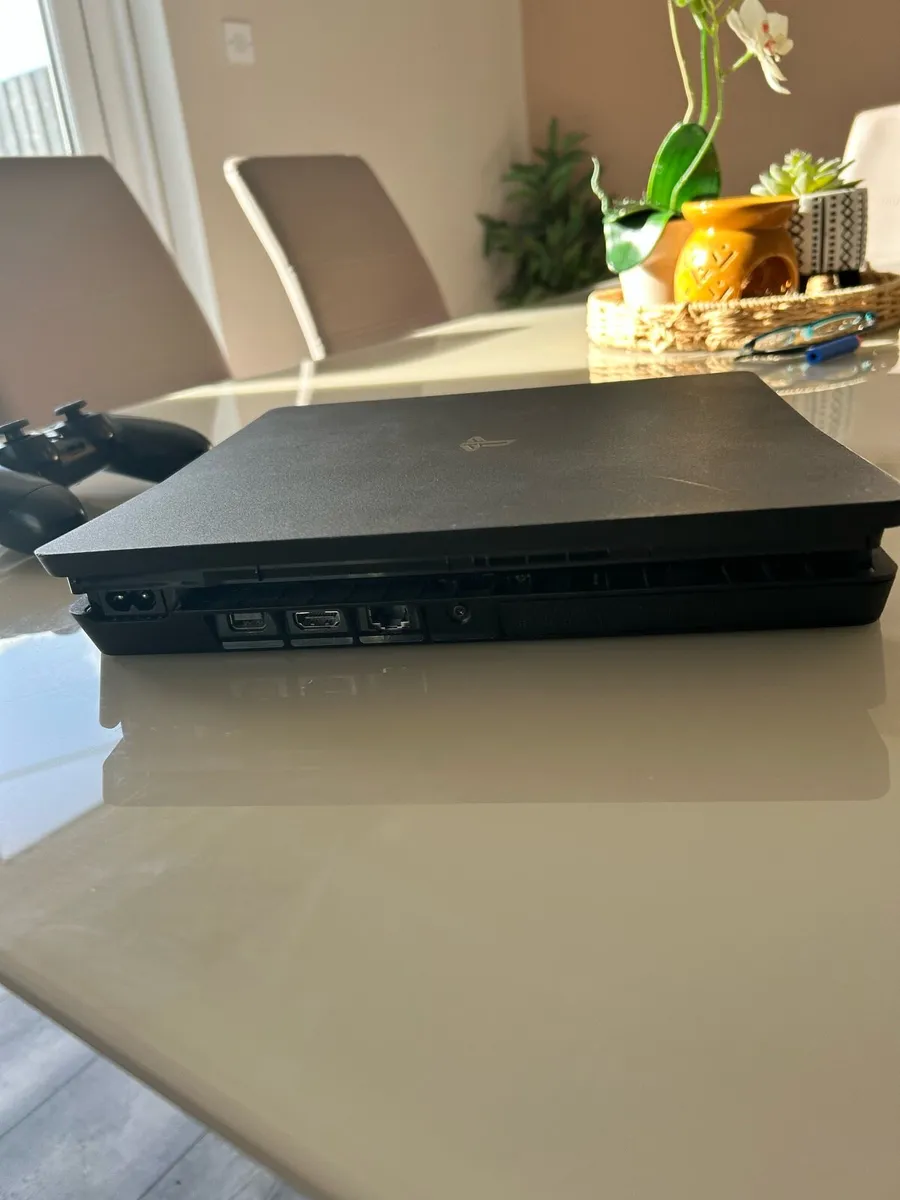 PlayStation 4 - Image 3