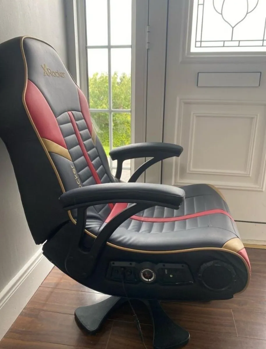 X ROCKER GAMING CHAIR - Image 2