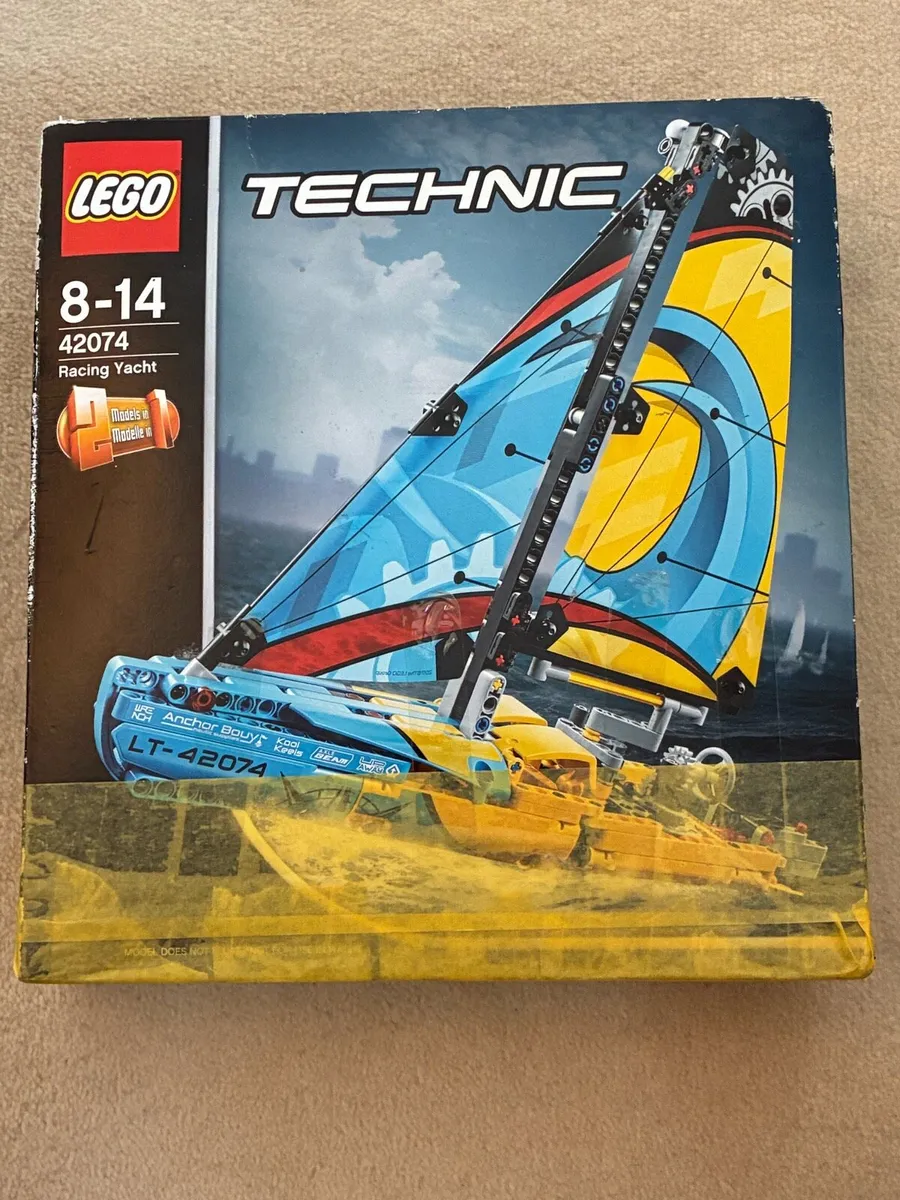 Technic Lego - 42074 - Racing Yacth - Image 1