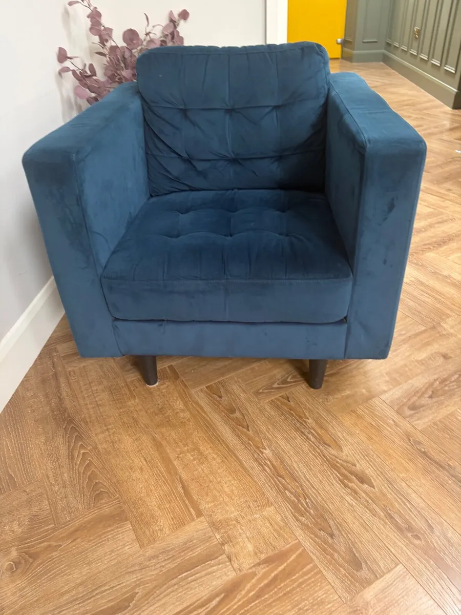 3-2-1 sofa and arm chair - Image 1