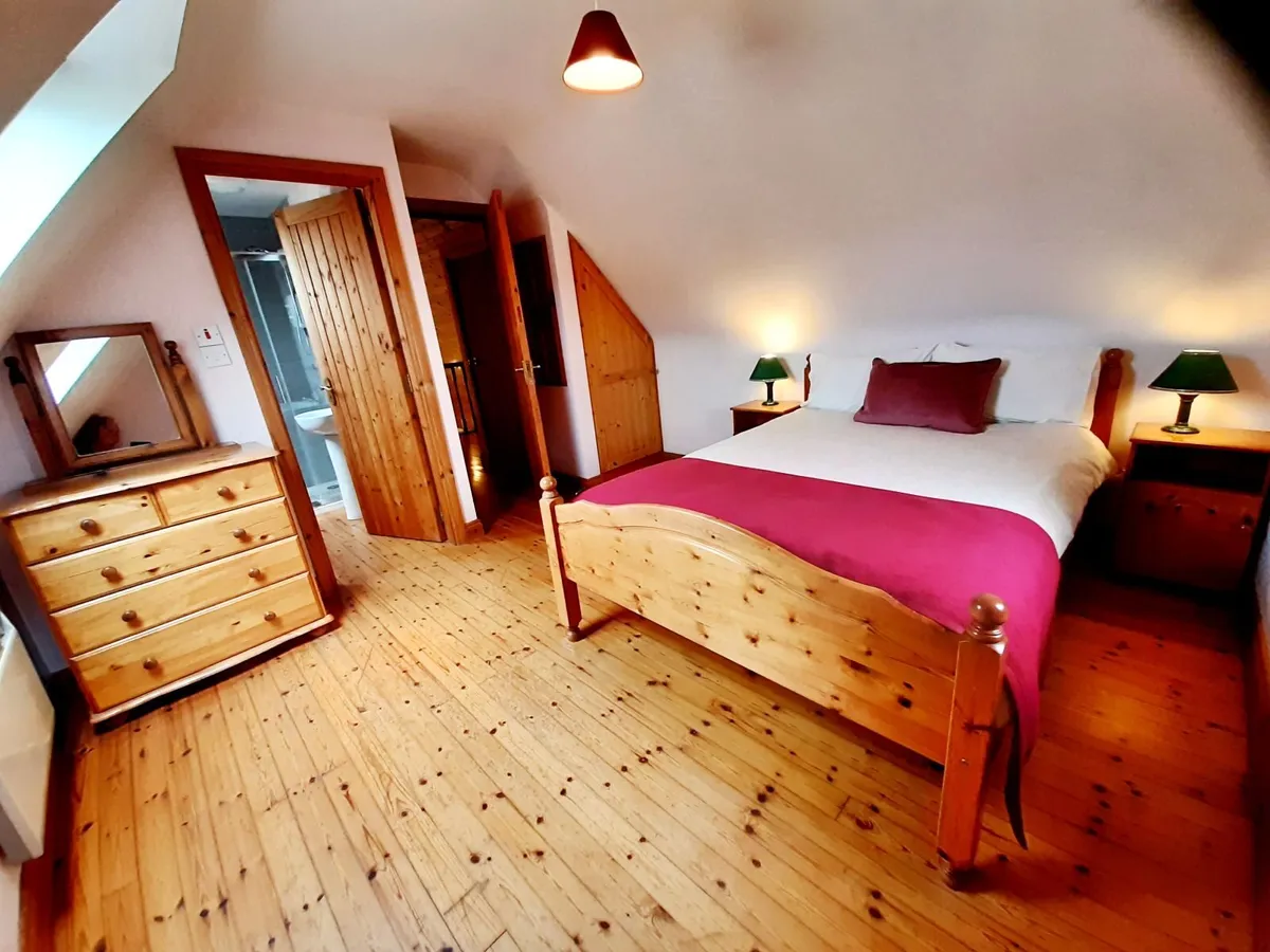 4 star Holiday Home beside Fanore Beach, Clare - Image 4