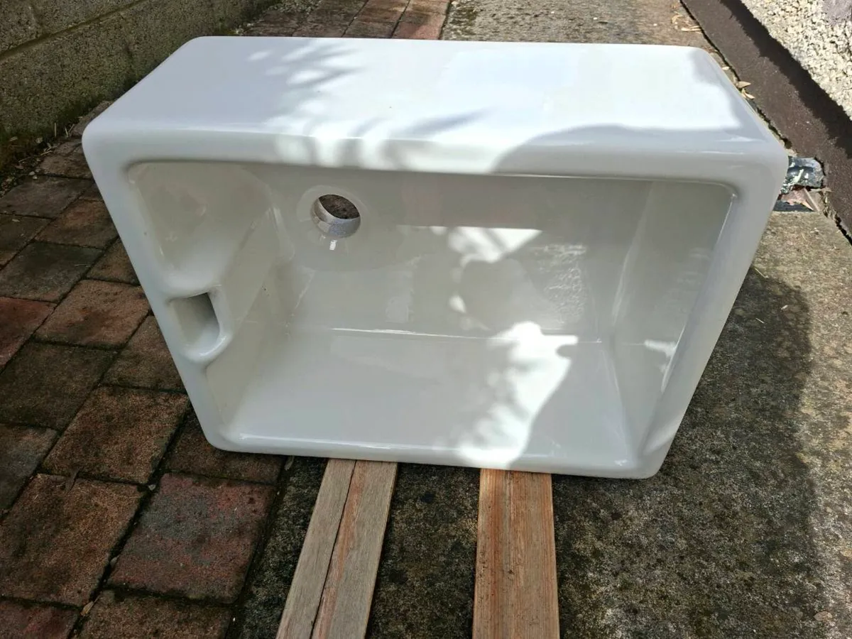 Belfast sink - New and never used - Image 3