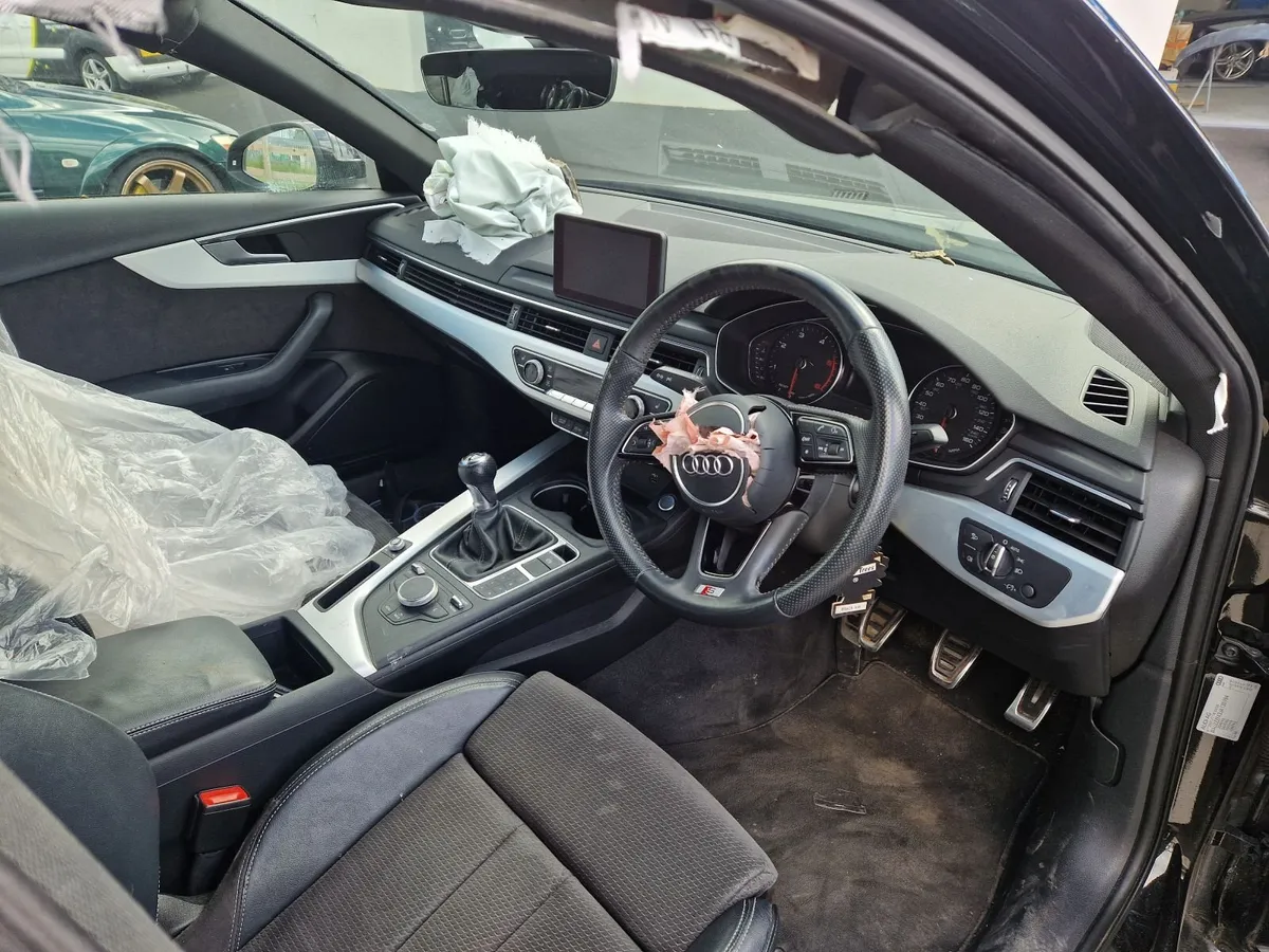 2018 Audi A4 S Line Ultra Damaged - Image 2