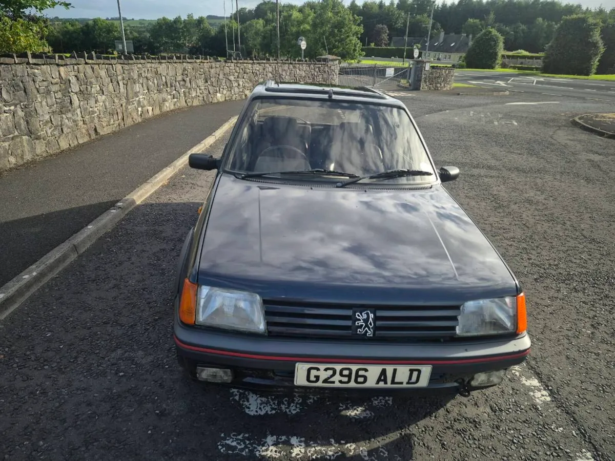 Peugeot 205 1.6 GTI 1990 - Image 2