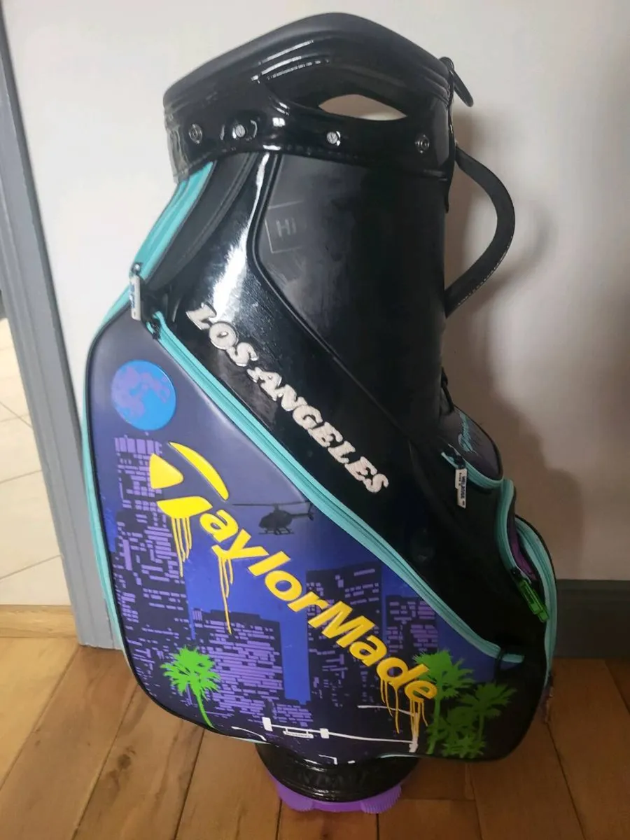 TAYLORMADE GOLF BAG - Image 1
