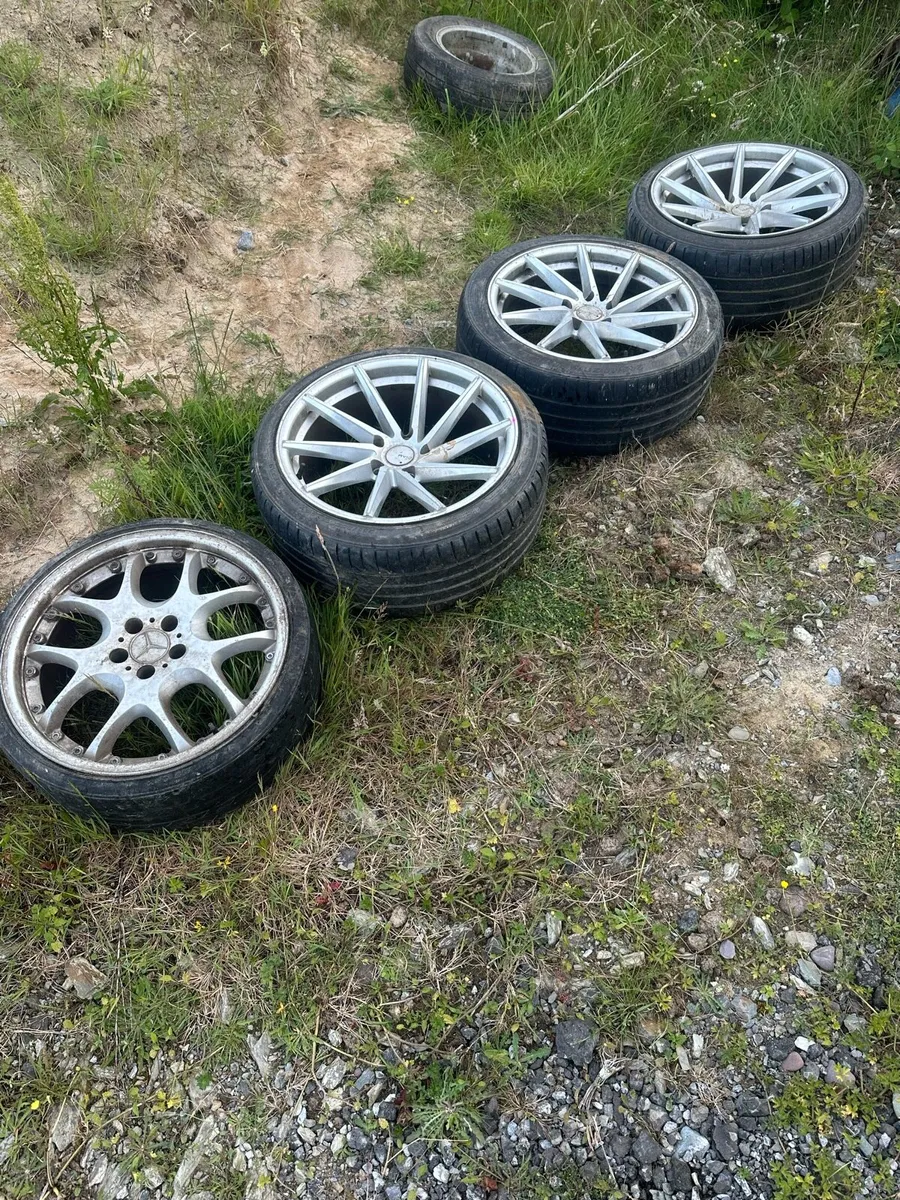 BMW m sport alloys - Image 3