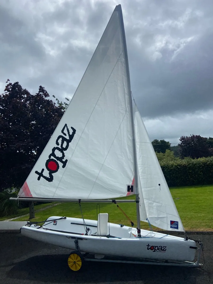 Topper topaz Uno Plus sailing dinghy like new - Image 1