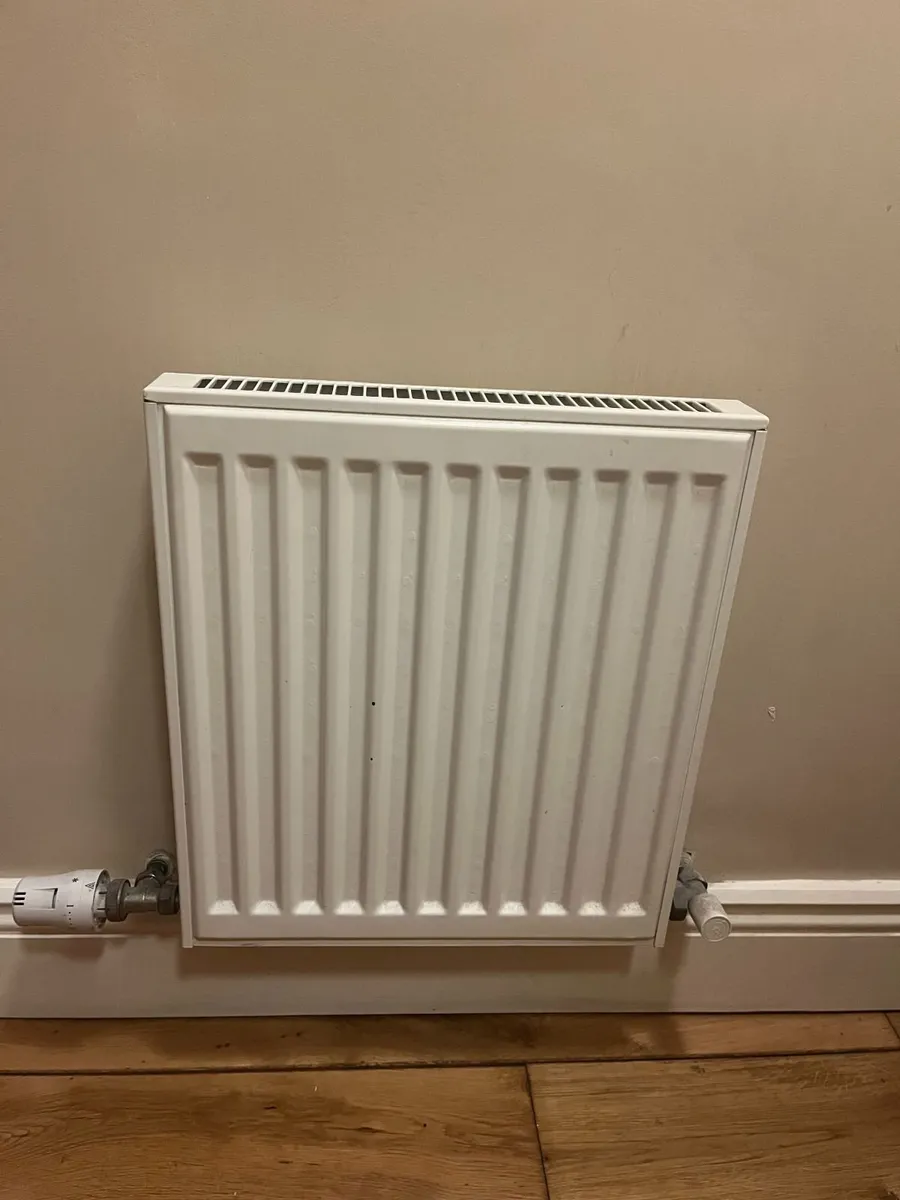 4 mixed size radiators - Image 1