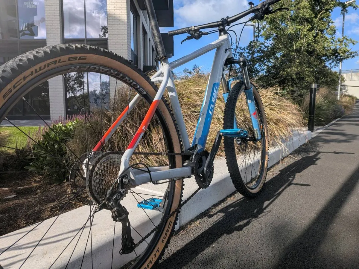 Cube Aim Mountain Bike - Image 2