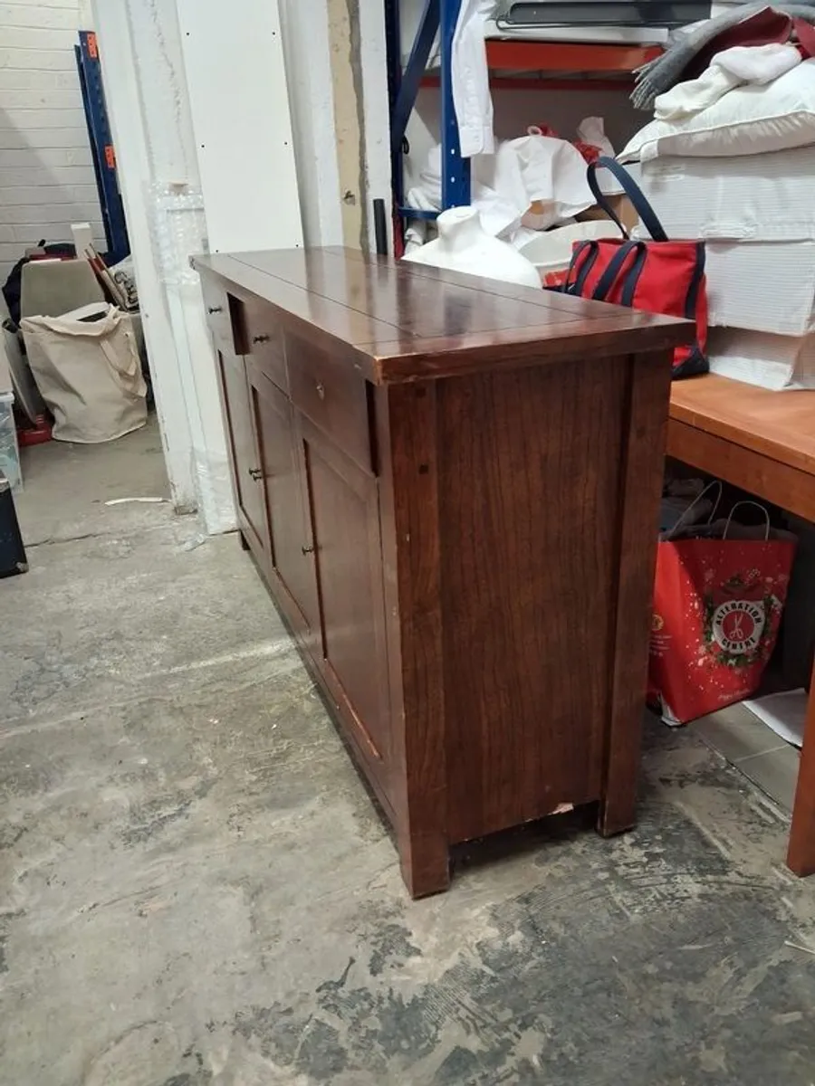 Solid track sideboard - Image 1