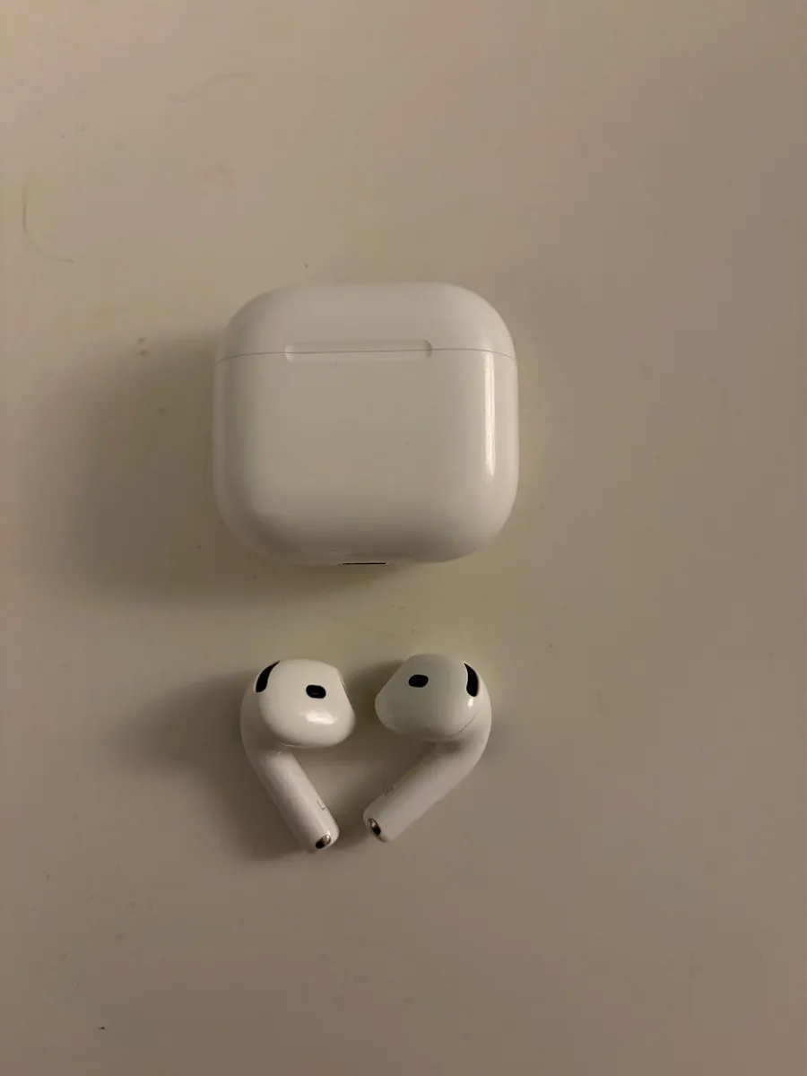 Apple AirPods 4 - Image 2