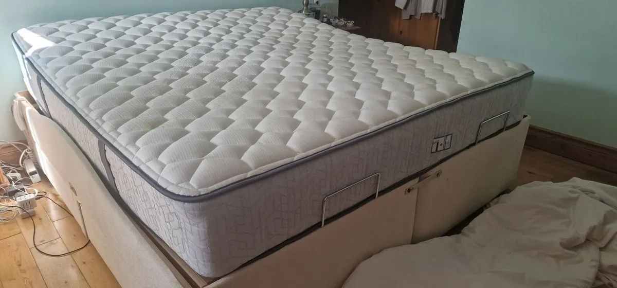 Mattress - Sealy - SuperKing - Extra Firm - Image 2