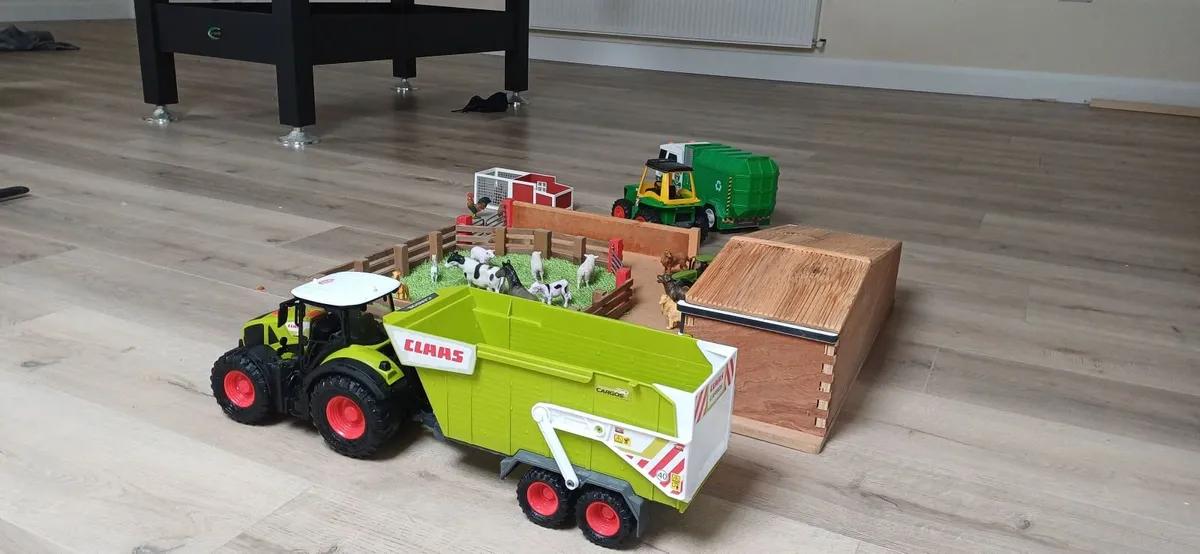 Wooden Farm - Image 2