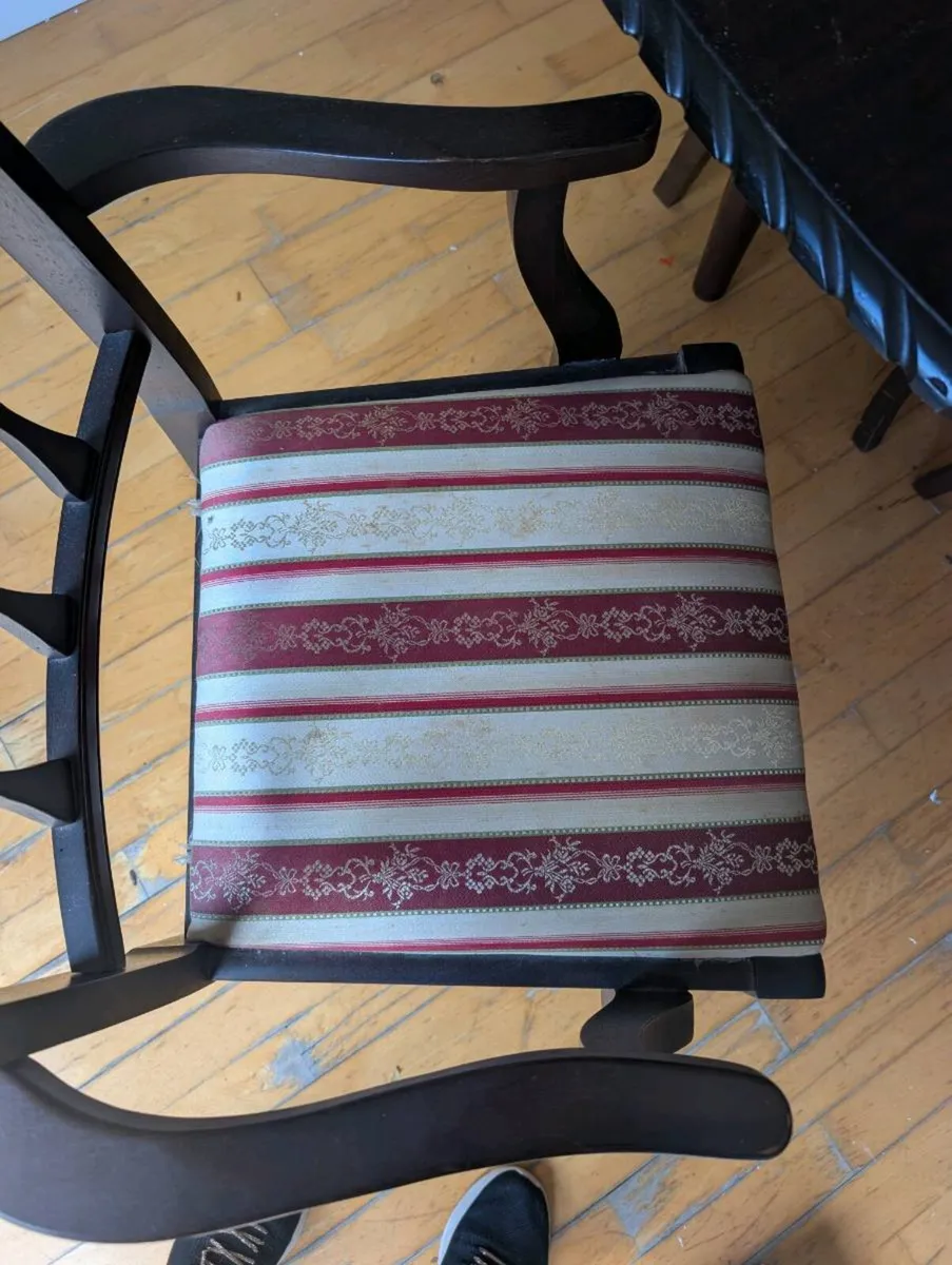 Wooden table and chairs - Image 3