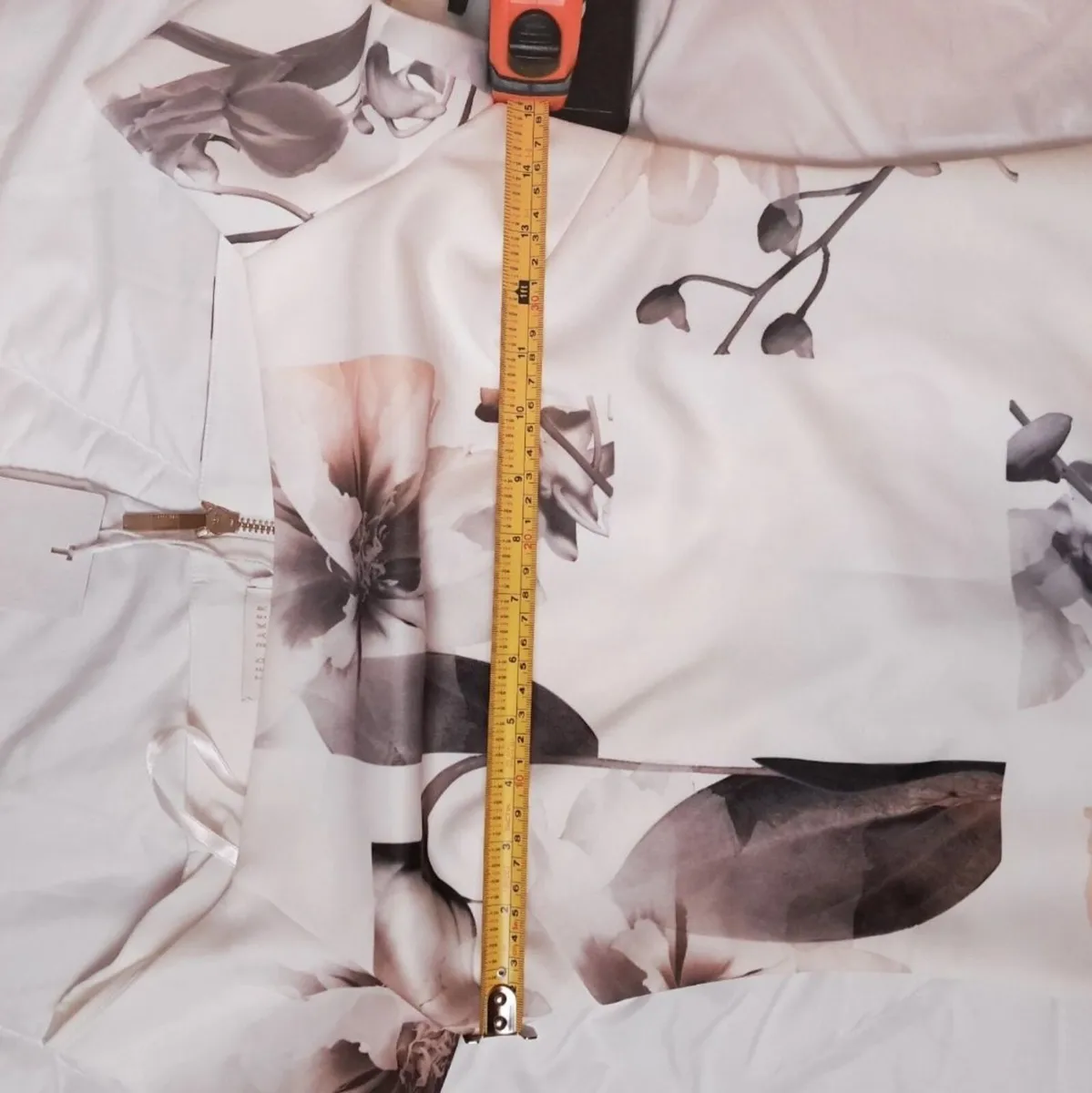 Ted Baker White Floral Bodycon Dress Size 1/8UK - Image 3