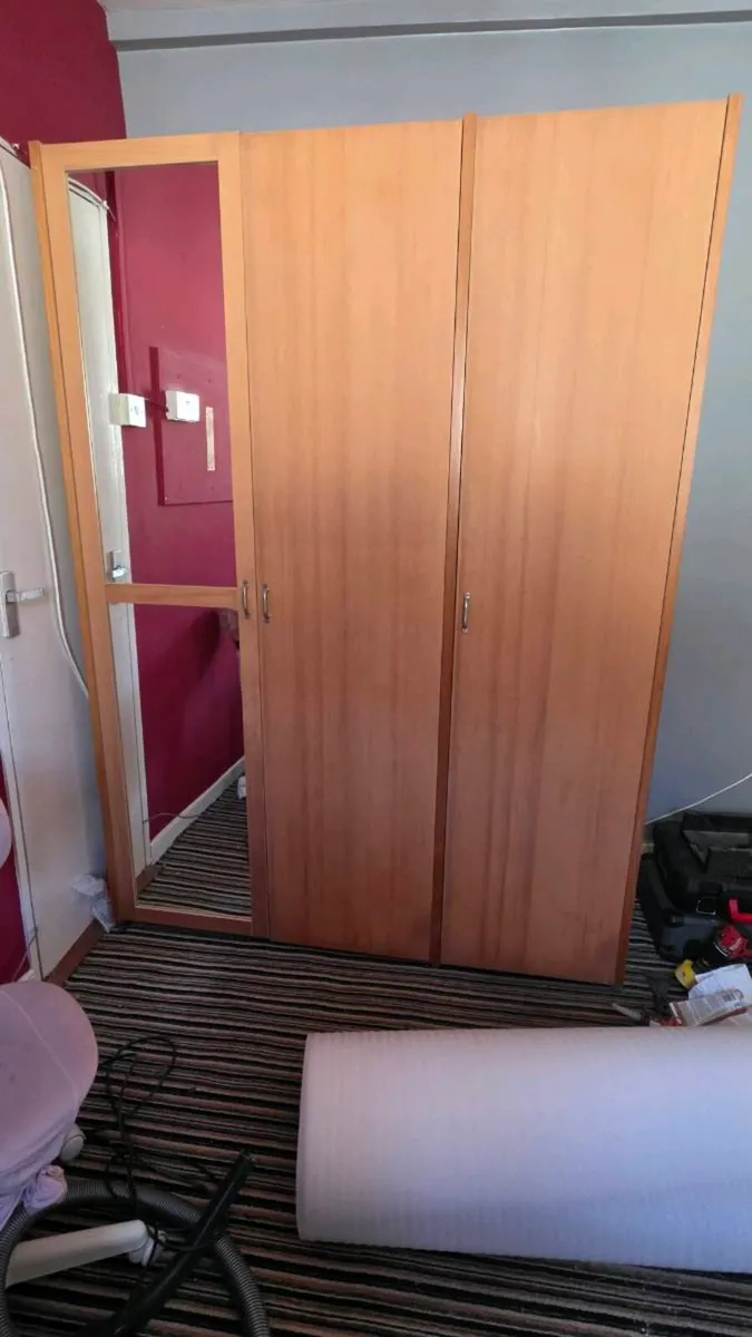 wardrobe - Image 1
