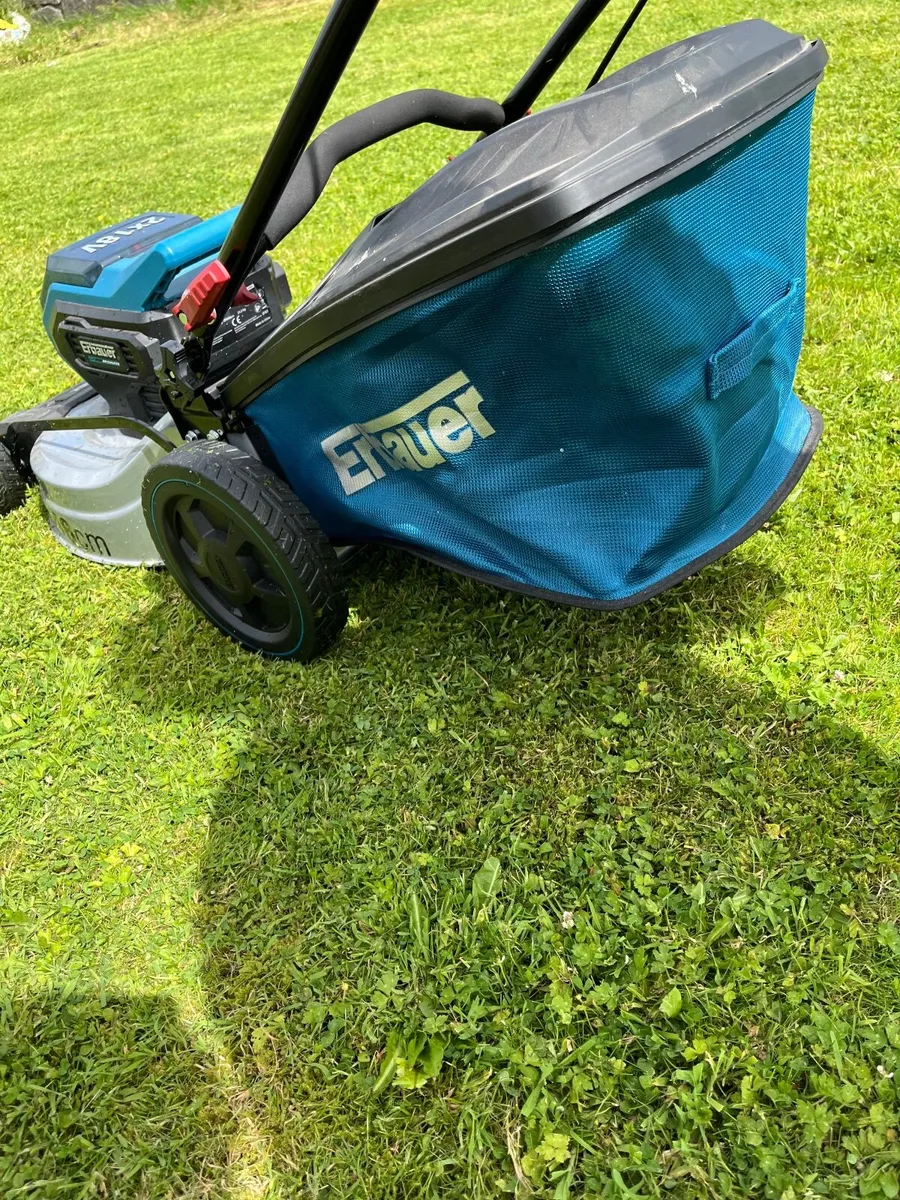 Lawn mower - Image 3