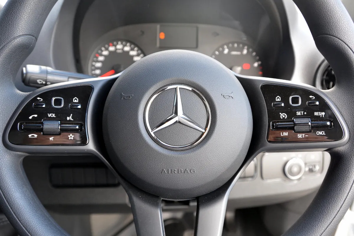 Mercedes-Benz Box # HIRE 2-4yrs with Service - Image 4
