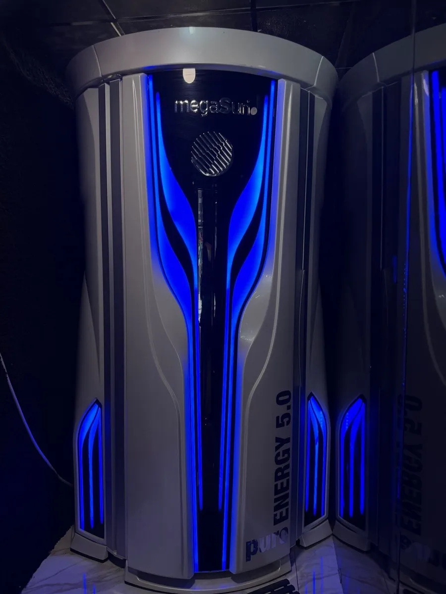 Megasun Pure Energy 5.0 - Stand up Tanning Sunbed - Image 1