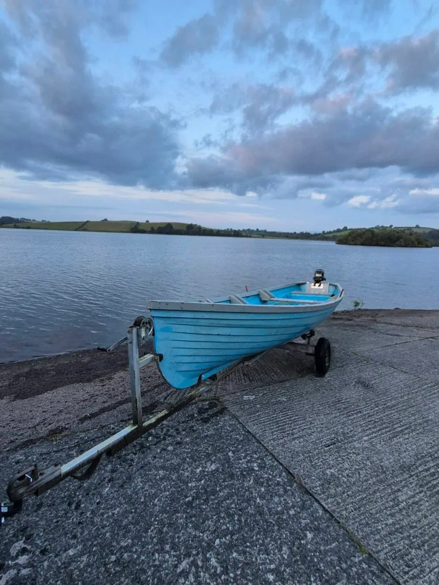 Boat + engine + trailer - Image 2