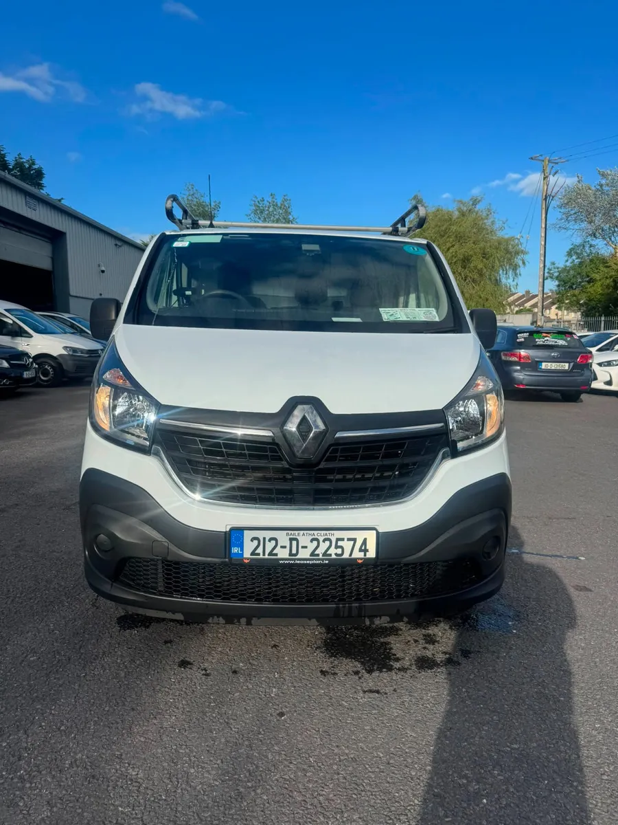 Renault Trafic 2021 - Image 1