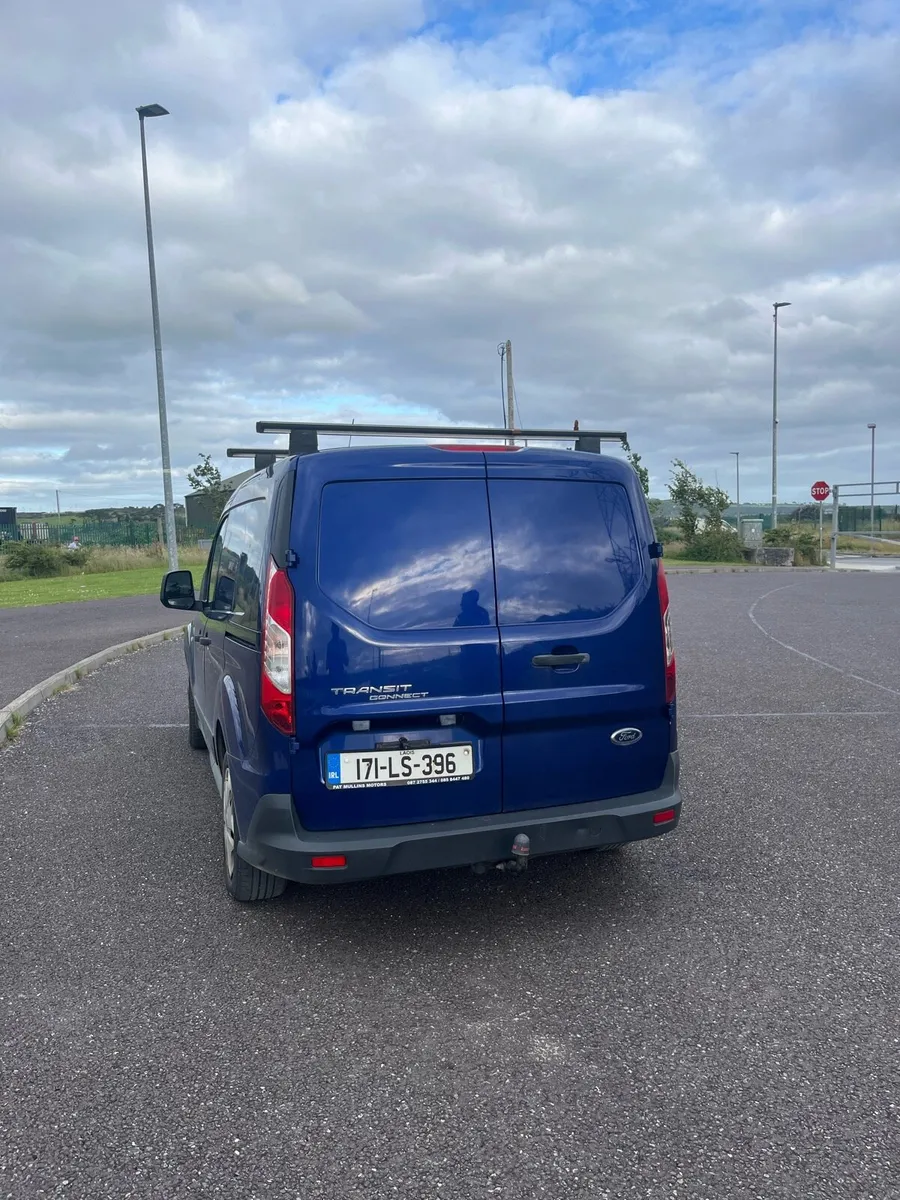 Ford Transit Connect - Image 4