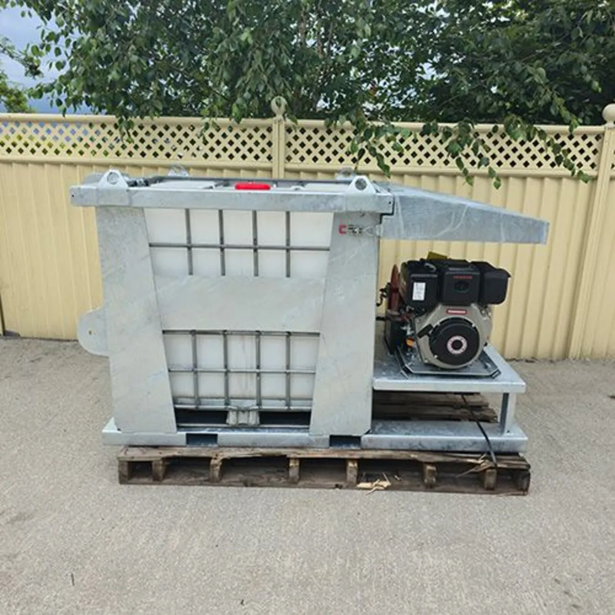 IBC Diesel Cube Power Washer - Image 3