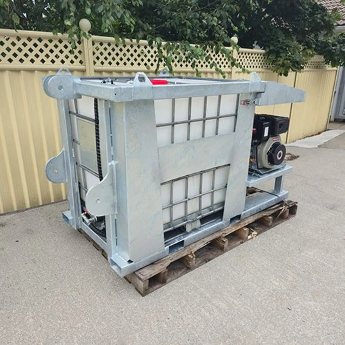 IBC Diesel Cube Power Washer - Image 4