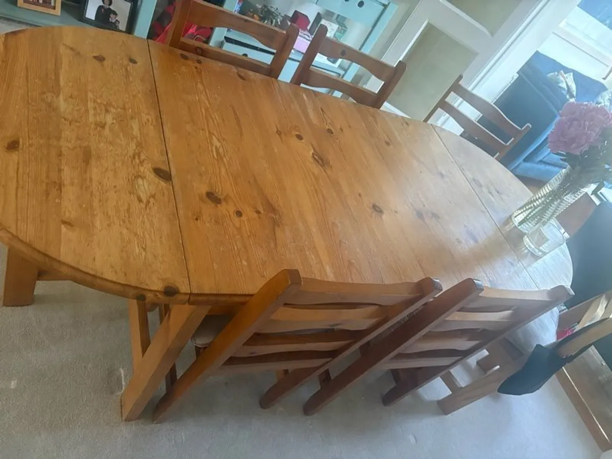Table-extendable with 6 chairs - Image 4