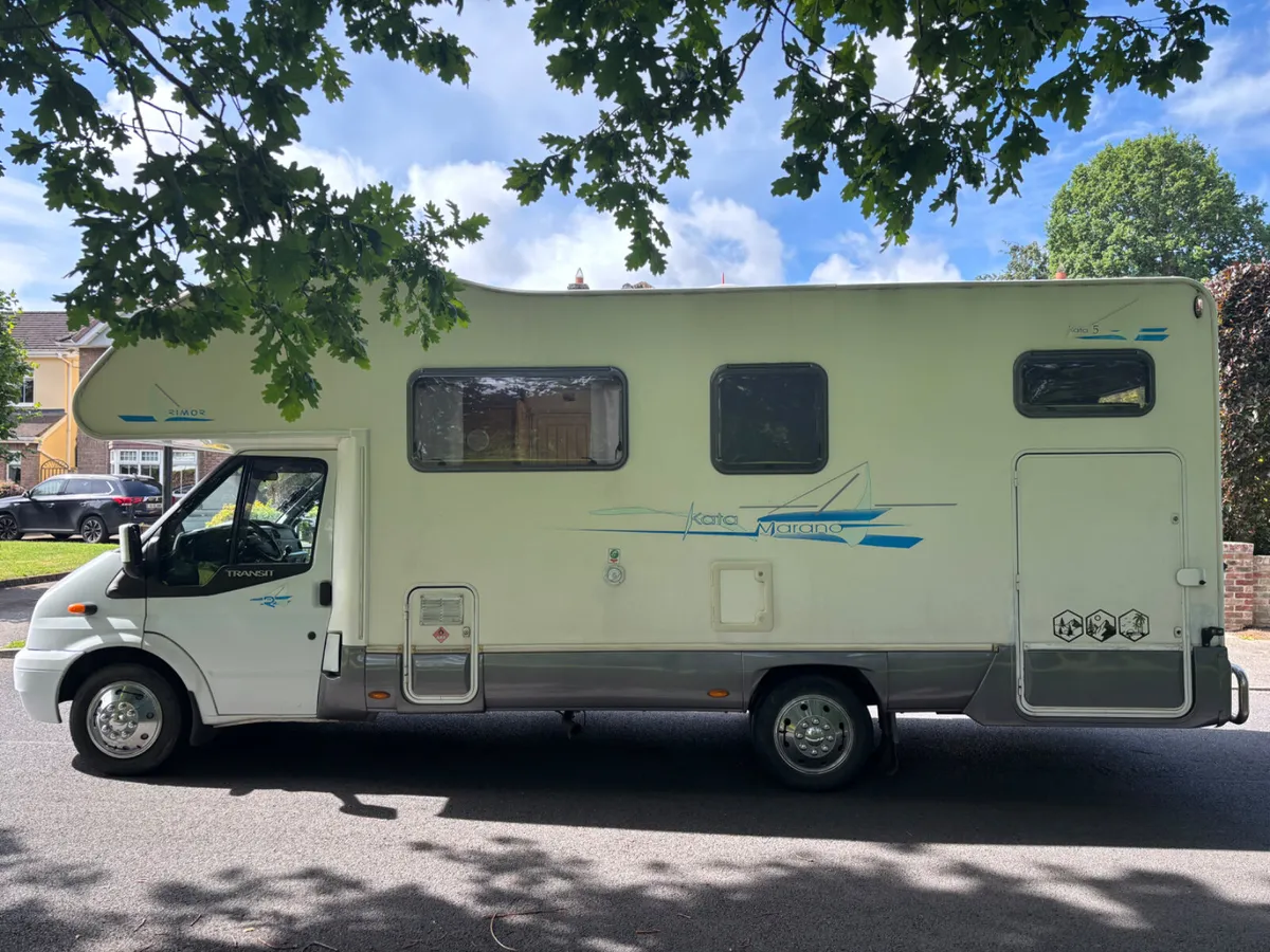 RIMOR 2007 6 BERTH 6 BELTS REAR  LHD CVRT JULY 27 - Image 3