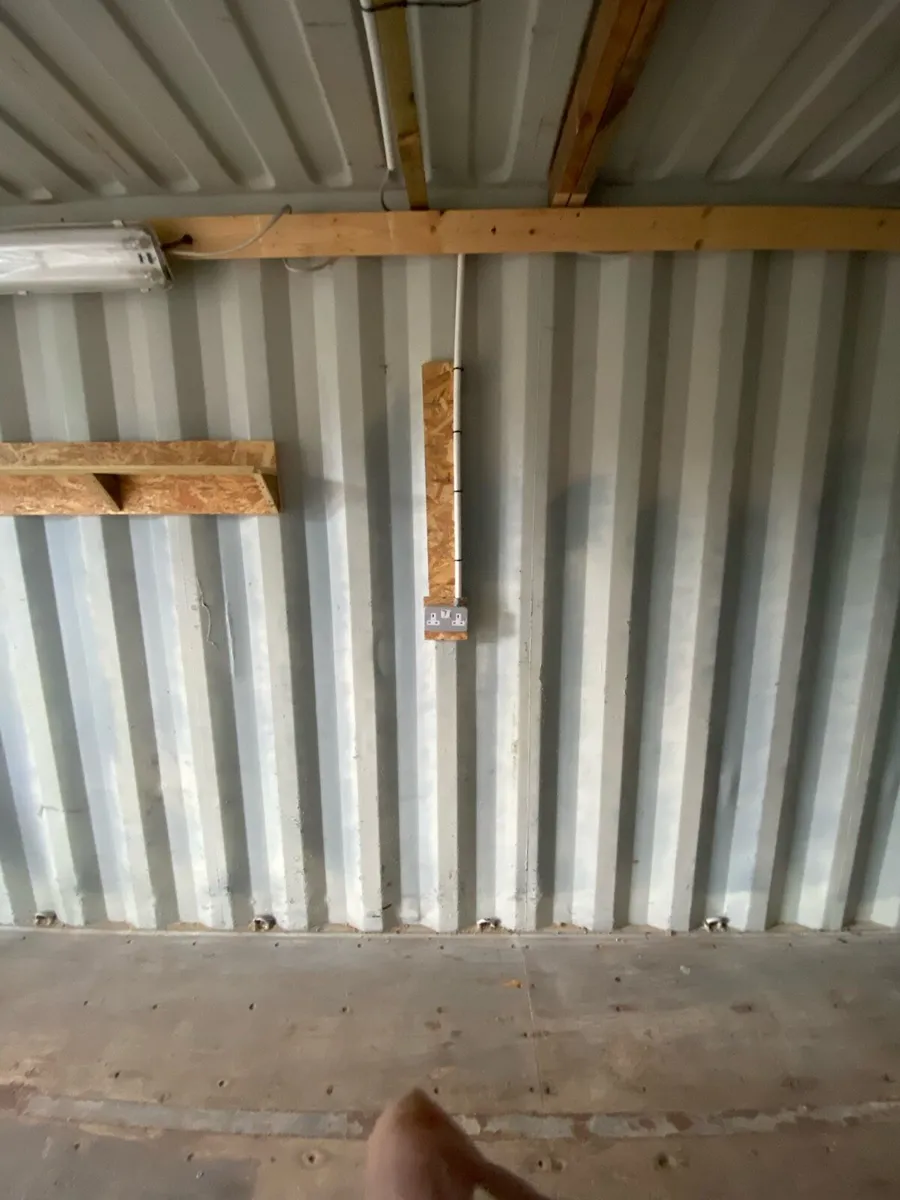 Shipping container 20ft - Image 4