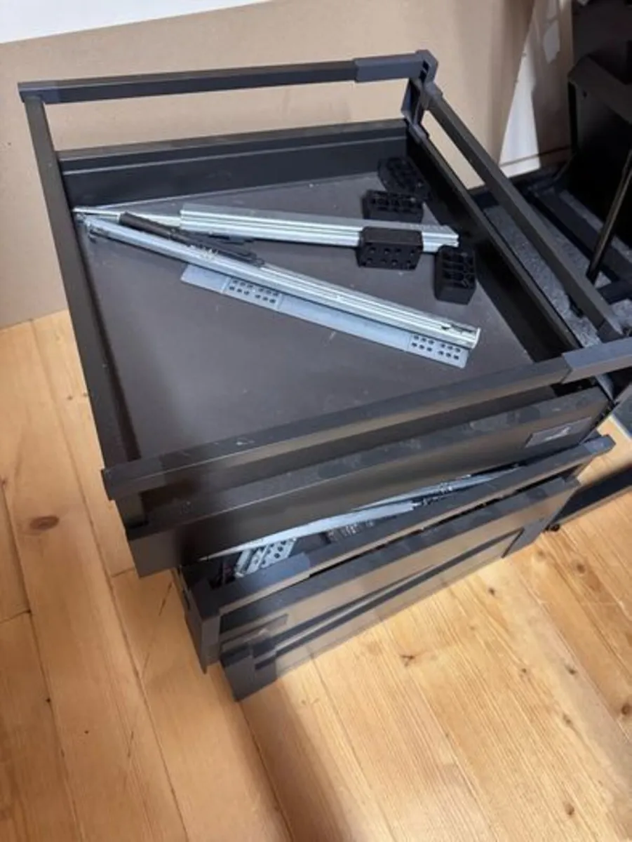 Hettich kitchen drawers (3x set) - Image 2