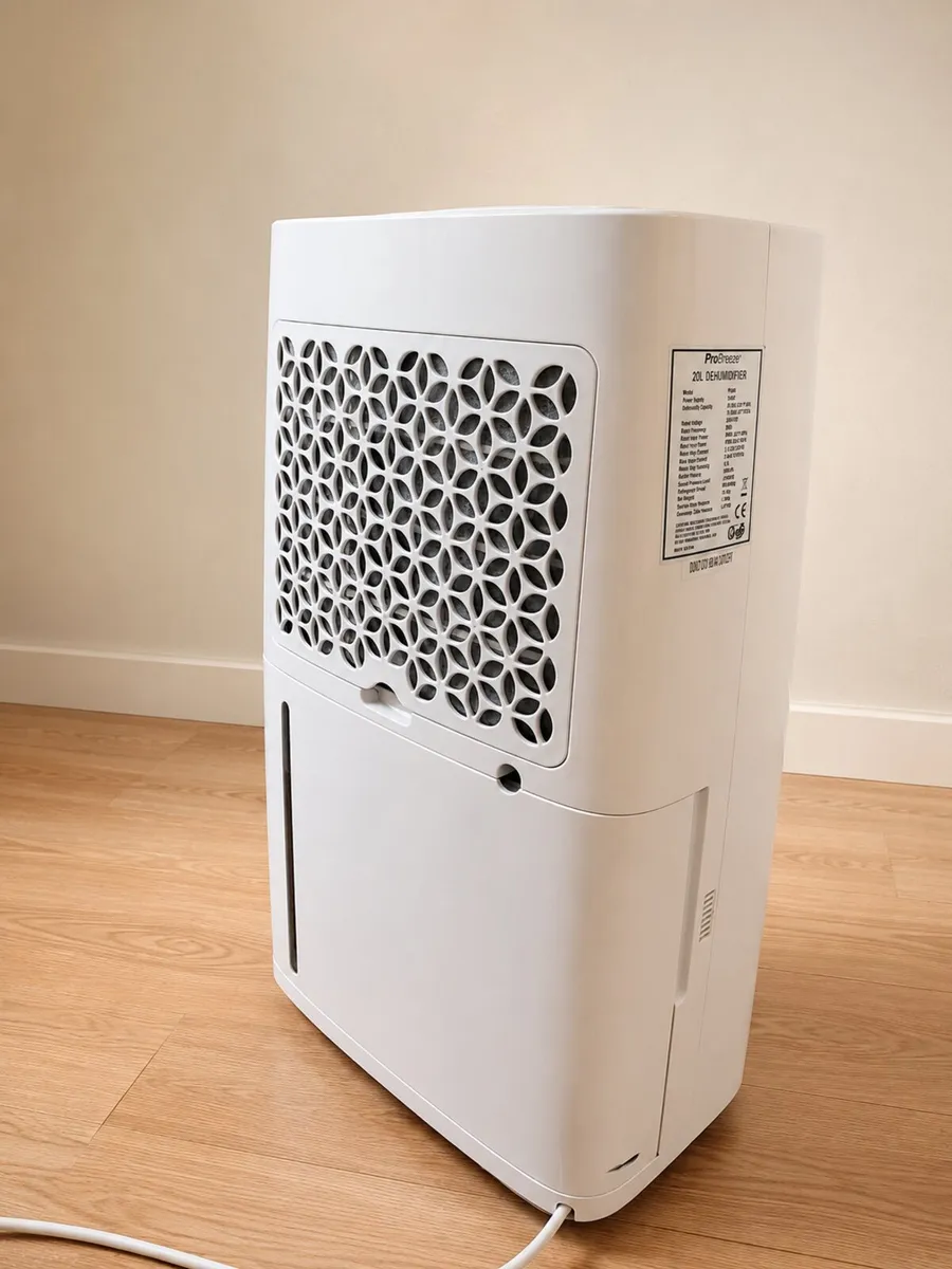 Pro Breeze 20L Dehumidifier – Excellent Condition