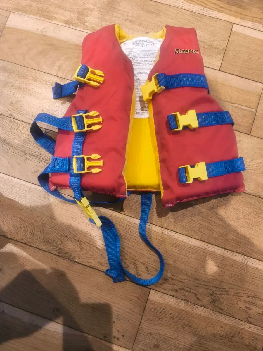 Kids Life jackets / buoyancy aid - Image 3