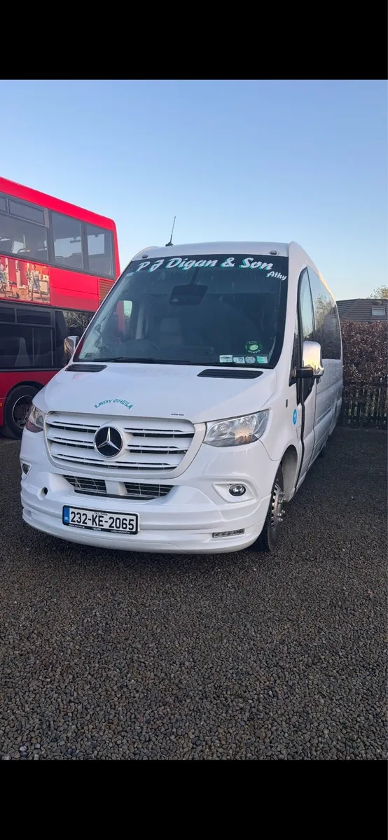 Merc Fergi 22 seats full tour spec large boot - Image 4