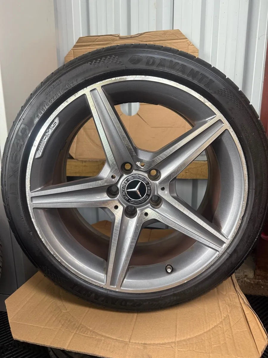 Mercedes-Benz AMG 5 twin-spoke alloy - Image 3
