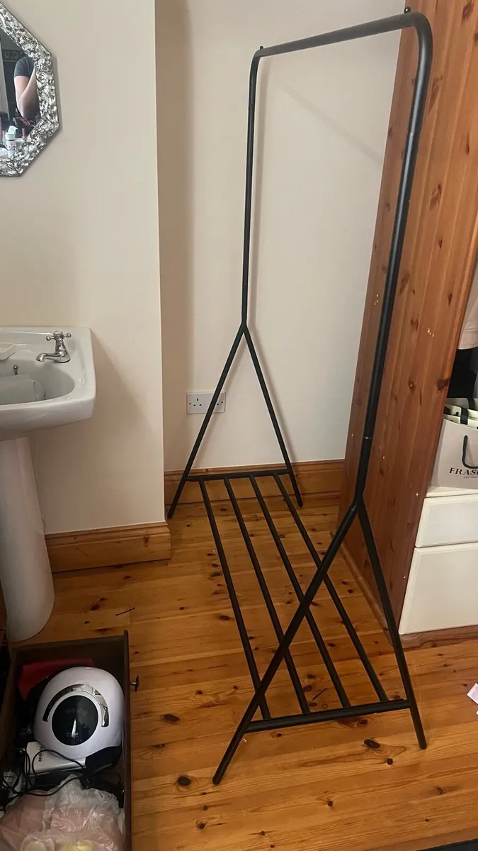 Metal Clothing rail