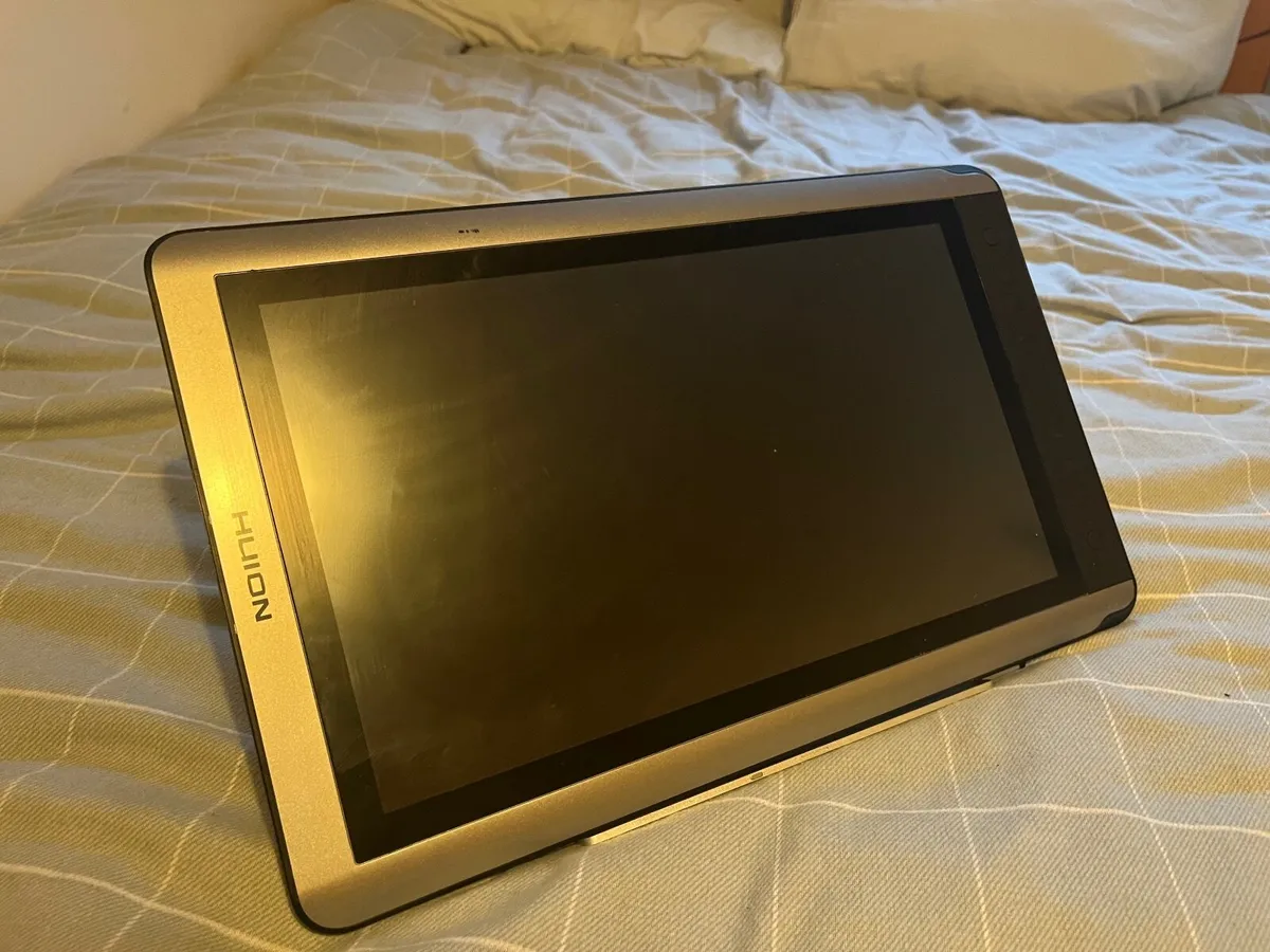 Huion Kamvas 16 Drawing Tablet - Image 1