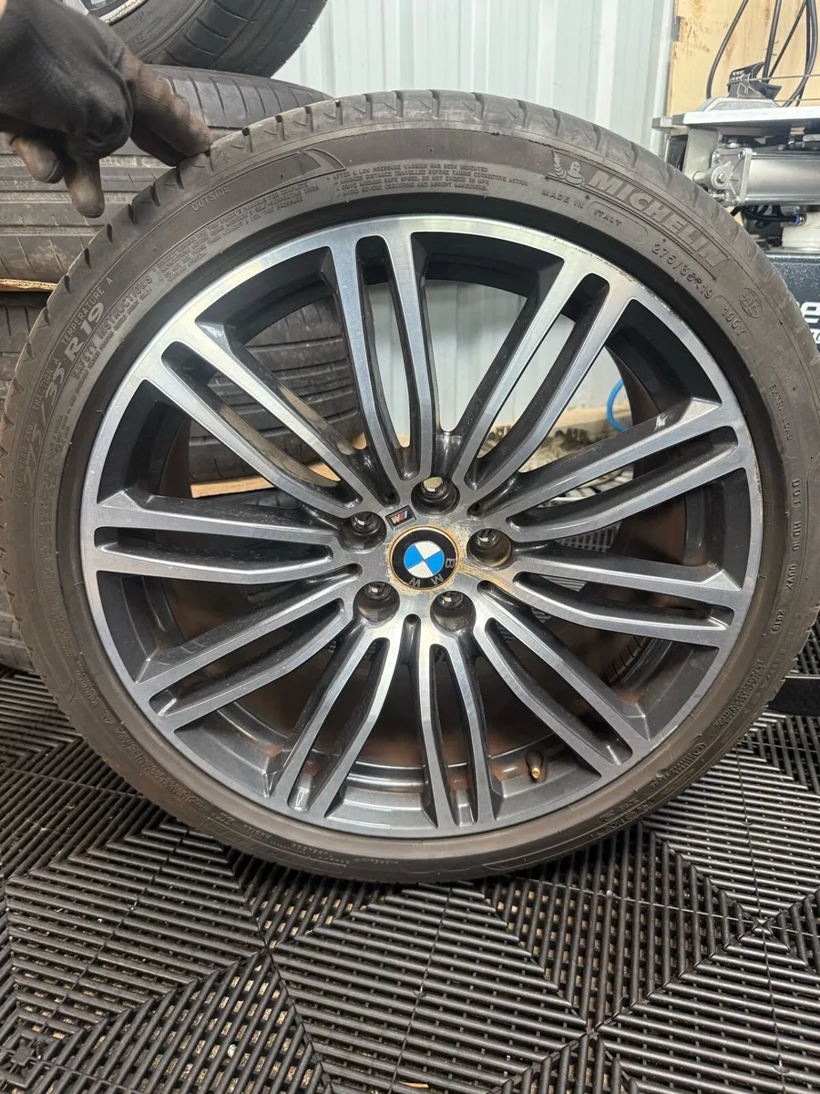 Genuine BMW M Performance alloys - Image 4