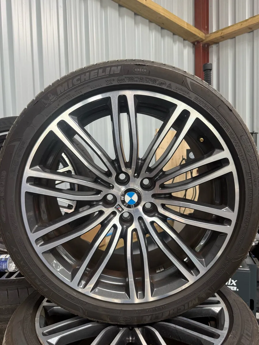 Genuine BMW M Performance alloys - Image 1