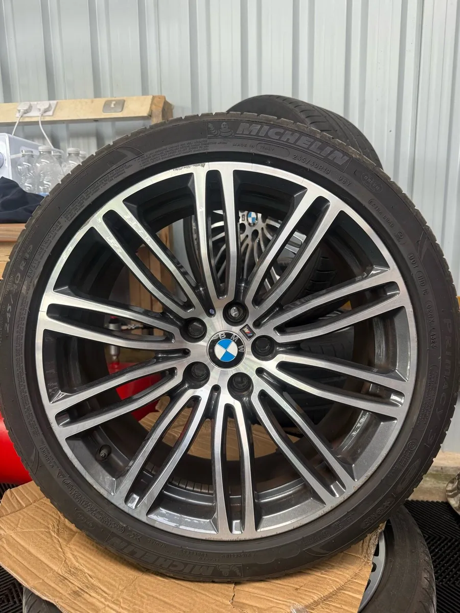 Genuine BMW M Performance alloys - Image 2