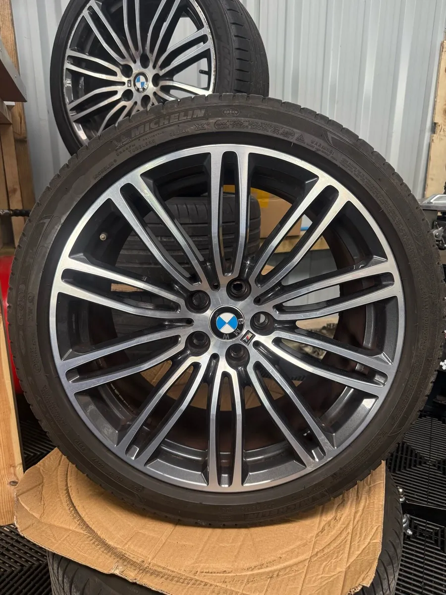 Genuine BMW M Performance alloys - Image 3