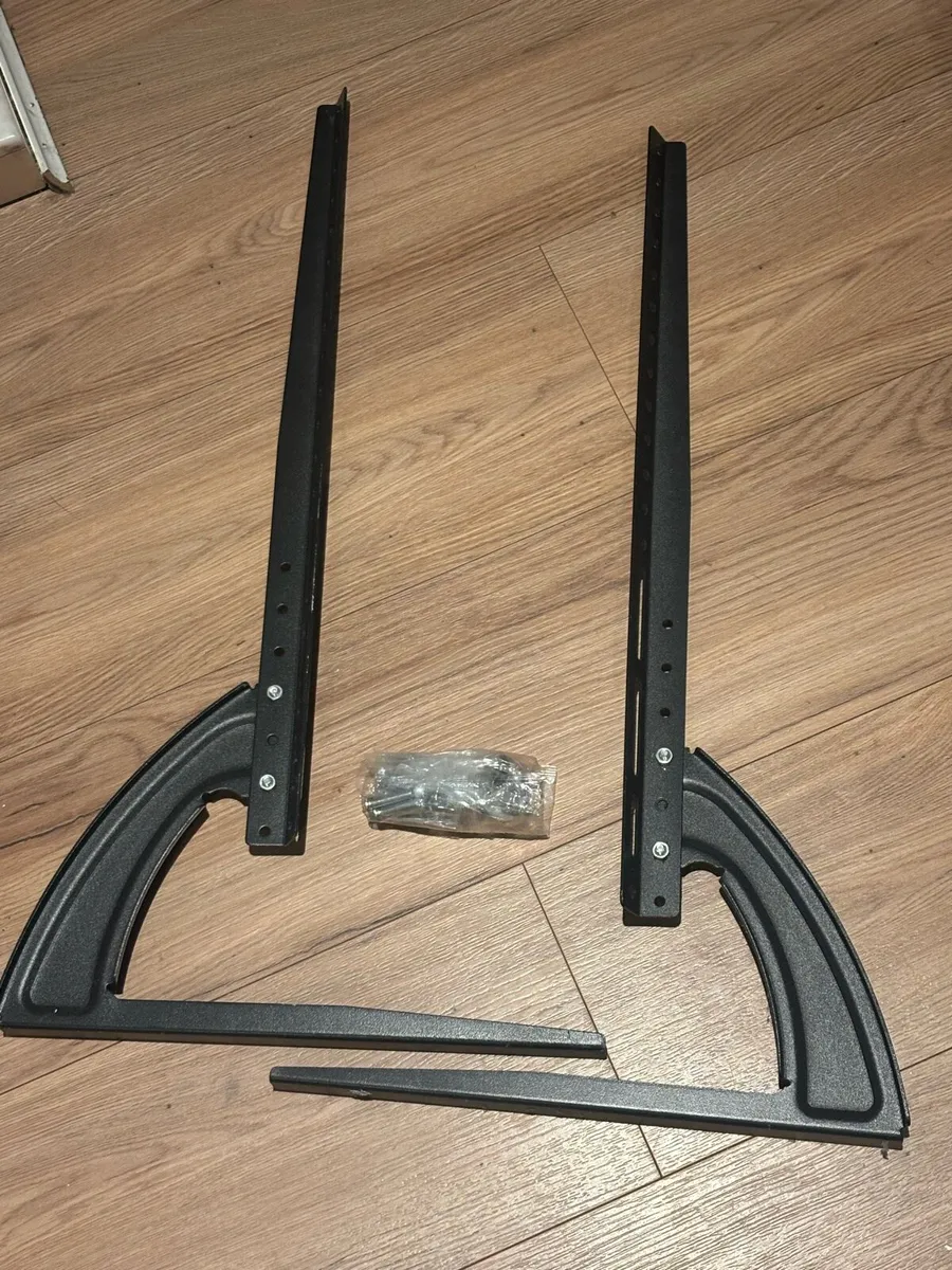 Samsung plasma Tv (50 inch) with support stand - Image 3