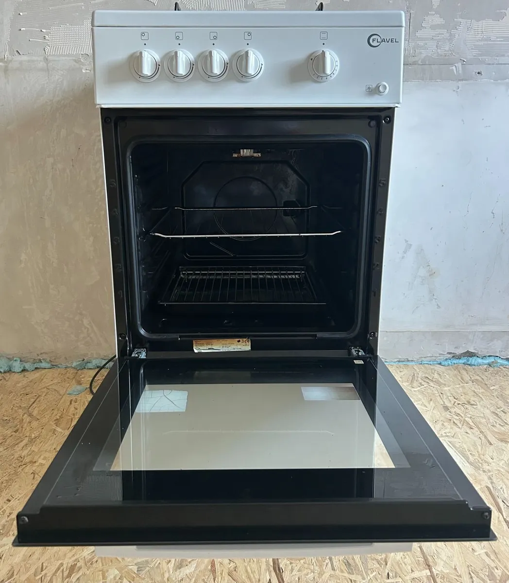 White Flavel 50cm Freestanding Gas Cooker - Image 3