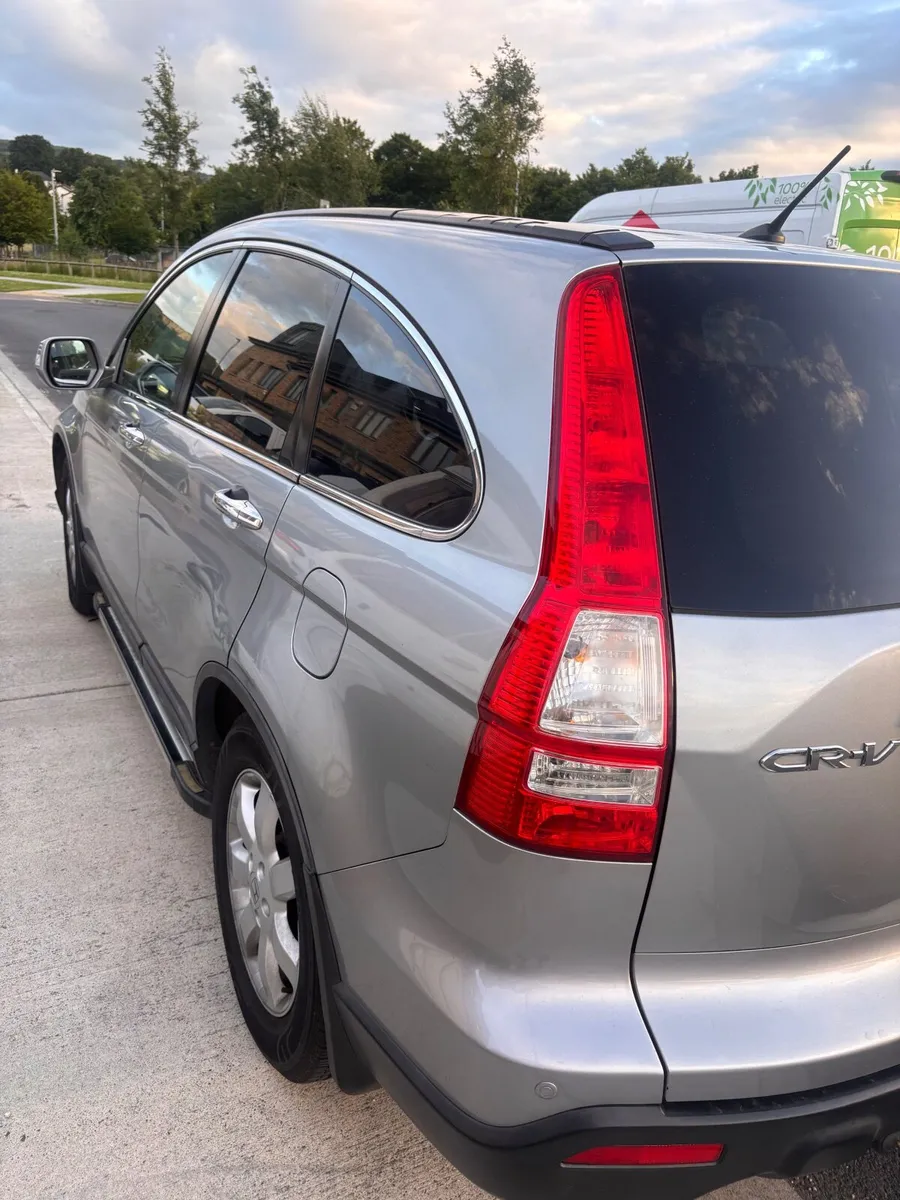 Car - Image 4