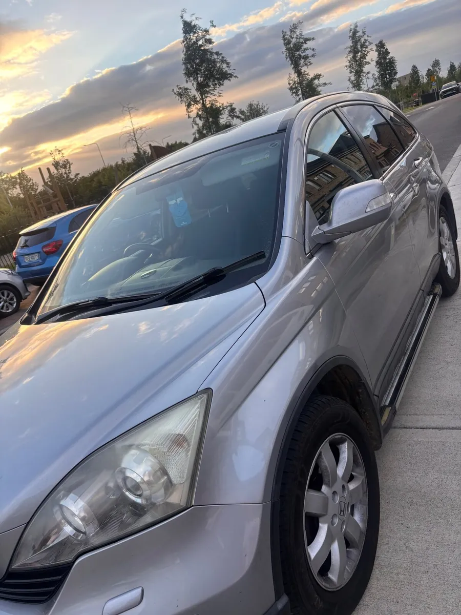 Car - Image 2