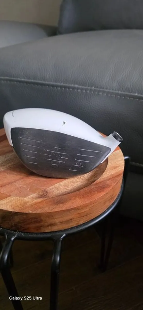 TaylorMade RBZ Driver Head  RH 10.5 Loft - Image 1
