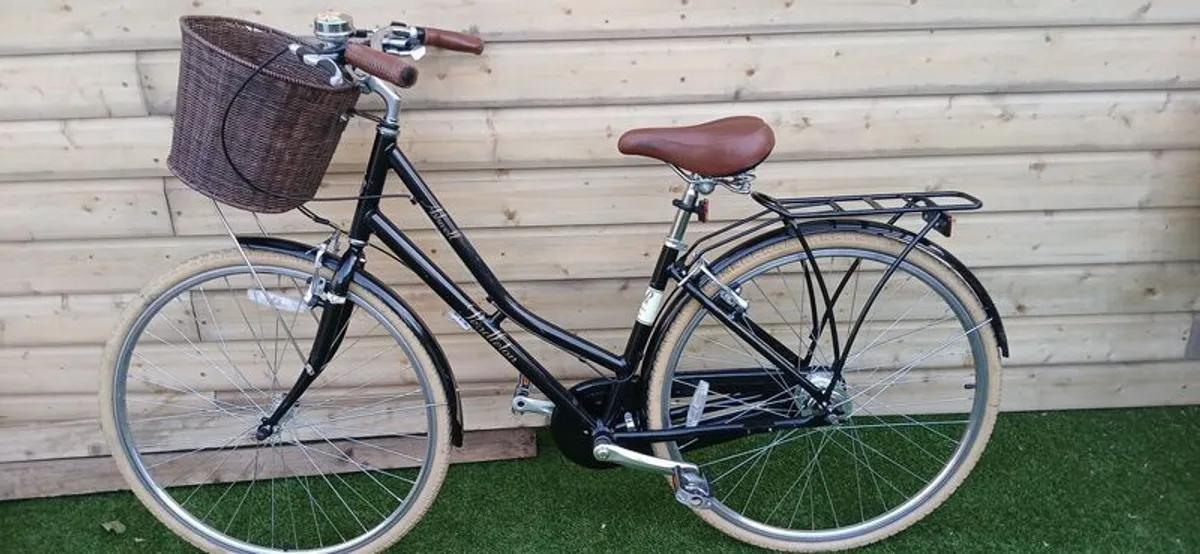 ladys bikes - Image 1