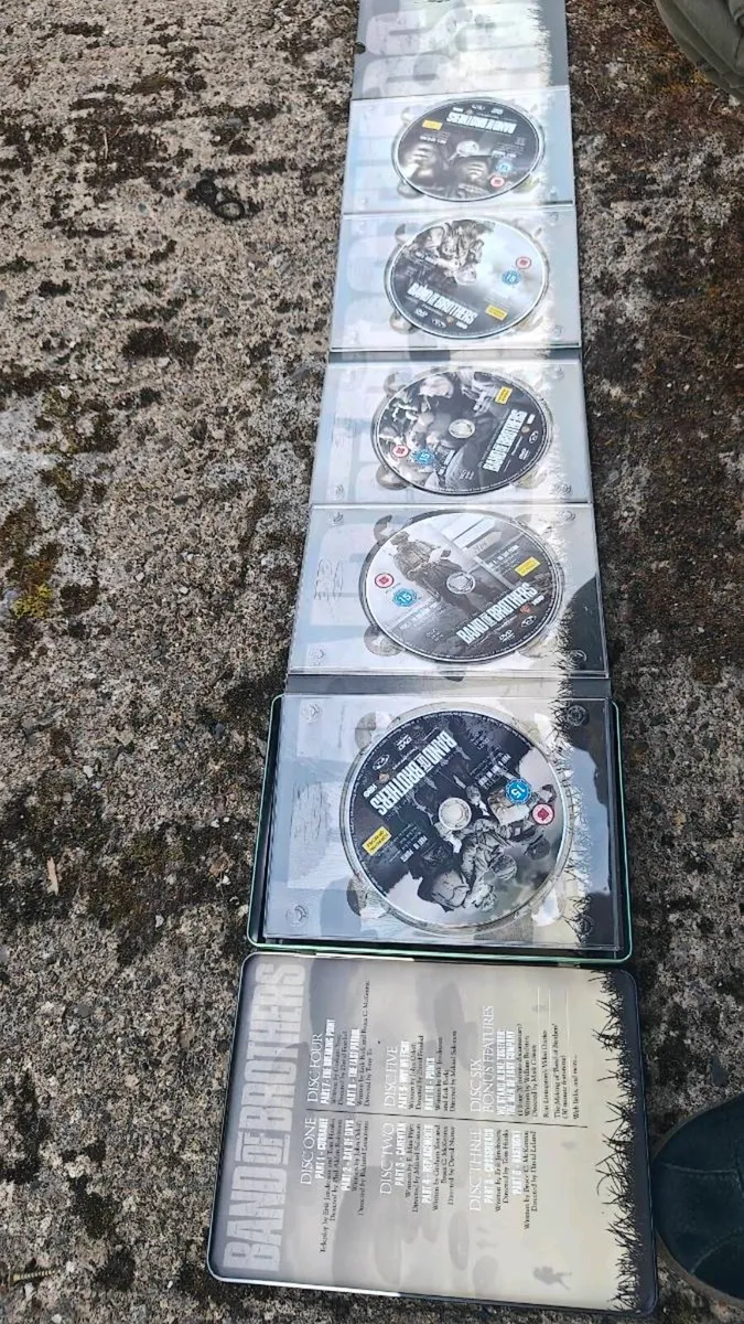 Band of brothers dvd box set - Image 4